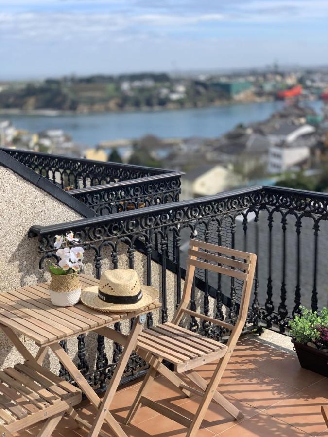 Moderno Piso Con La Mejor Terraza De Ribadeo Y Vistas Maravillosas エクステリア 写真