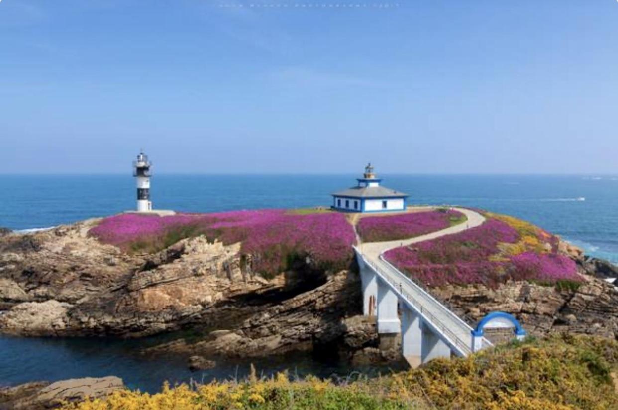 Moderno Piso Con La Mejor Terraza De Ribadeo Y Vistas Maravillosas エクステリア 写真